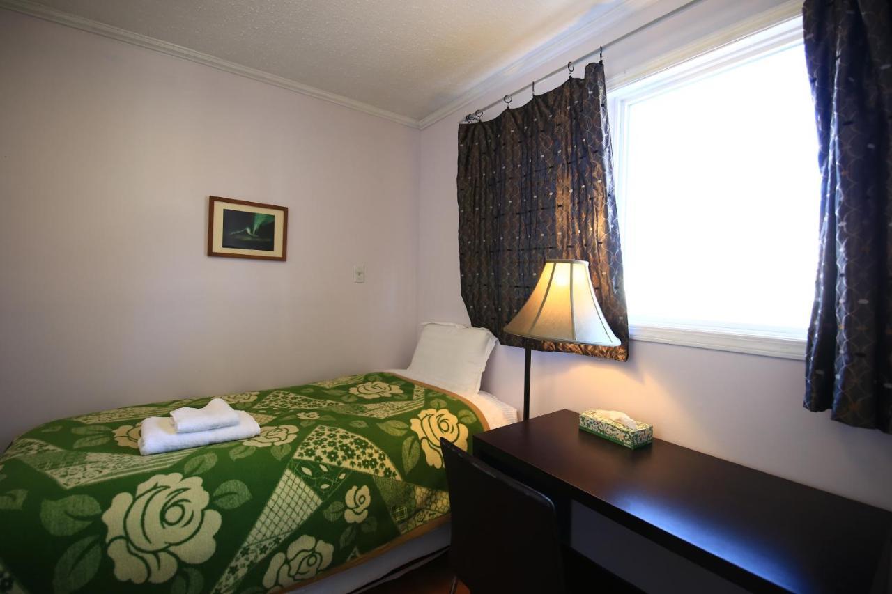 ילונייף Jenny Guest House מראה חיצוני תמונה